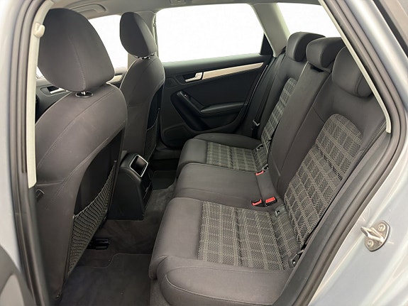 Audi A4 23 of 28