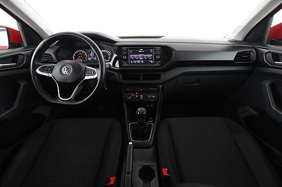 Volkswagen T-Cross 13 of 28
