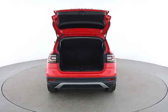 Volkswagen T-Cross 17 of 28