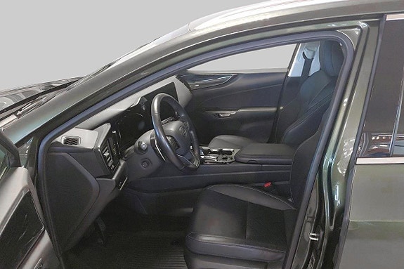 Lexus NX350h 6 of 11