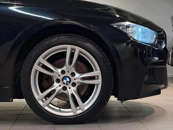 BMW 320d 10 of 19