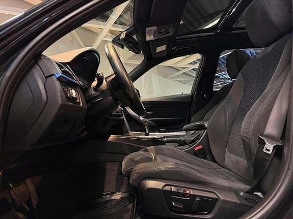 BMW 320d 14 of 19