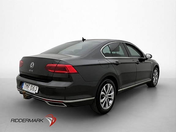 Volkswagen Passat 8 of 30