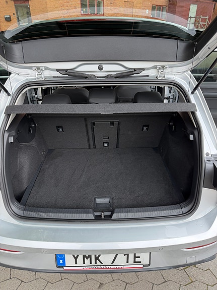 Volkswagen Golf VIII 5 of 5