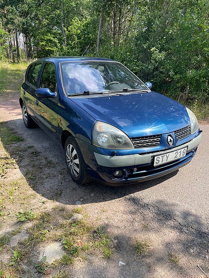 Renault Clio 3 of 5