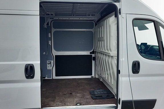 Toyota ProAce Max 8 of 18
