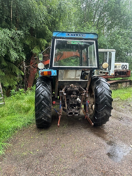 Leyland 272 3 of 7