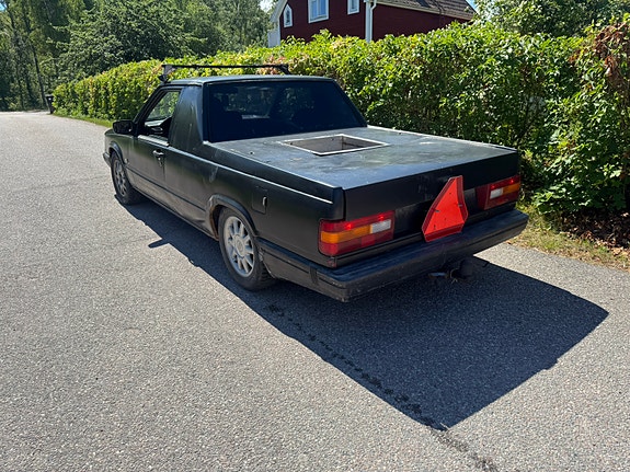 Volvo 744 2 of 4