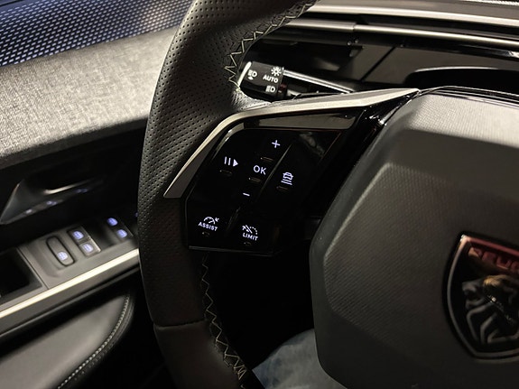Peugeot 5008 15 of 19