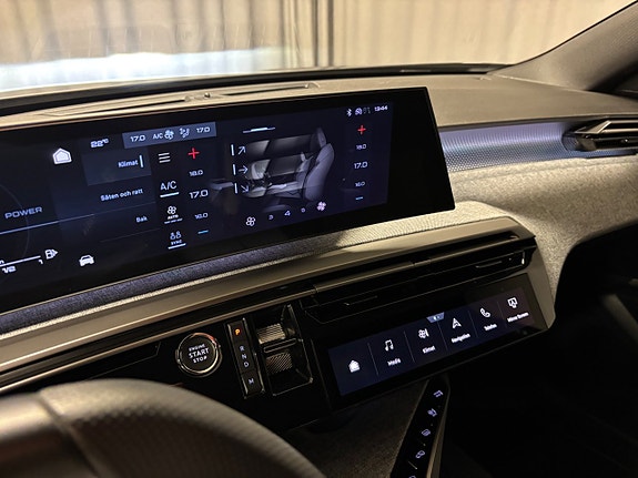 Peugeot 5008 16 of 19