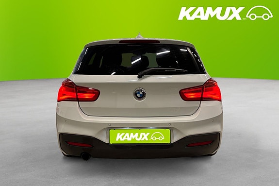 BMW 118i 5 of 26