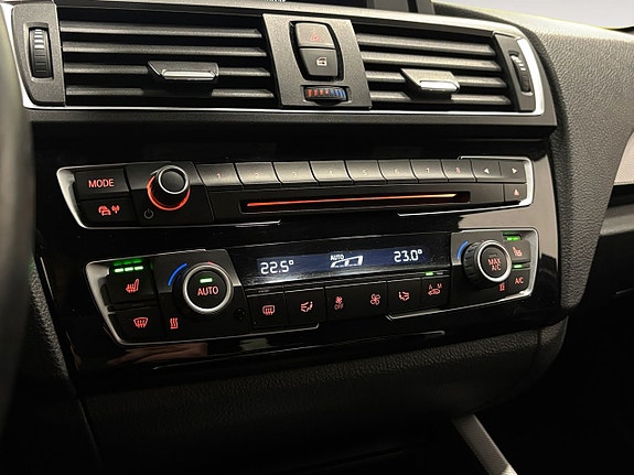 BMW 118i 25 of 26