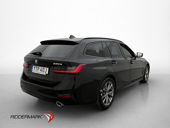 BMW 330e 8 of 30