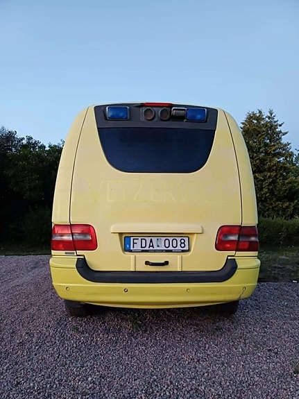 Volvo S80 2 of 6