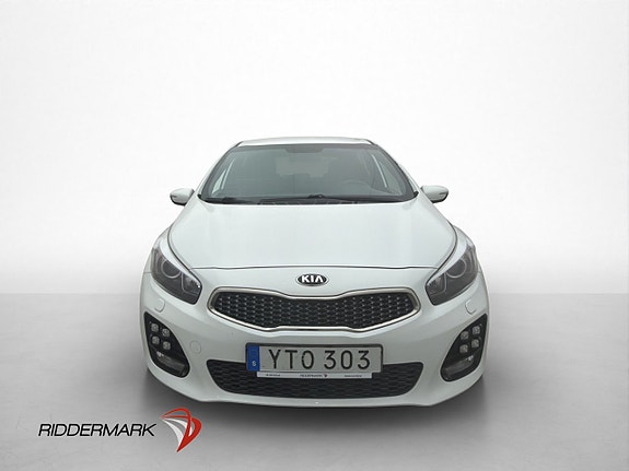Kia Ceed 2 of 27