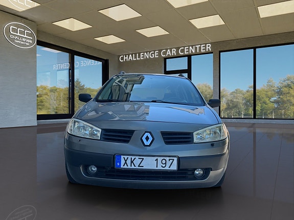 Renault Megane 8 of 16