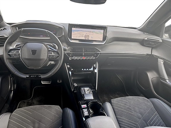 Peugeot 2008 6 of 17