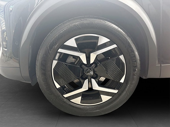 Peugeot 2008 16 of 17