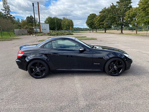 Mercedes-Benz SLK200 3 of 5