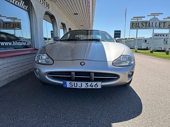 Jaguar XK 8 of 26