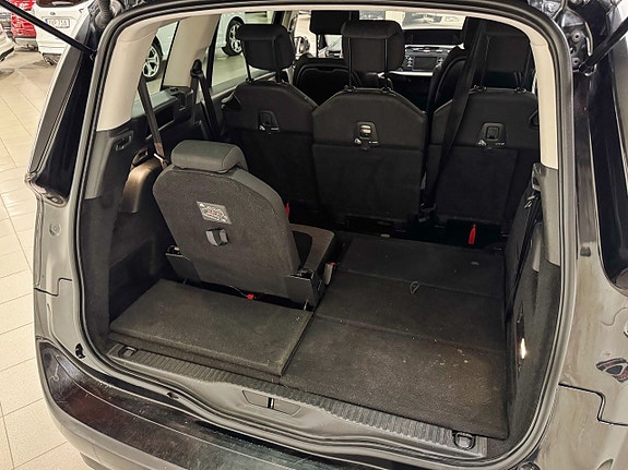 Citroen Grand C4 Picasso 7 of 9