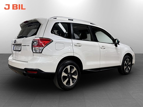 Subaru Forester 3 of 5