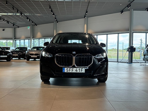 BMW 225e 2 of 5