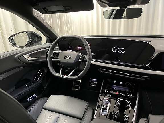 Audi A5 4 of 5