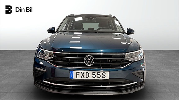 Volkswagen Tiguan 4 of 5