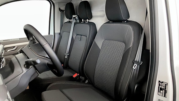 Volkswagen Transporter 8 of 13