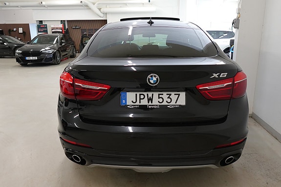 BMW X6 16 of 17