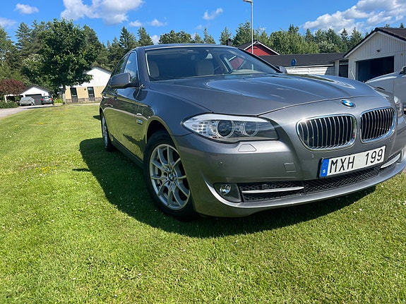 BMW 520d 3 of 10