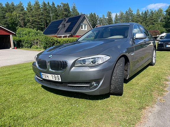 BMW 520d 2 of 10