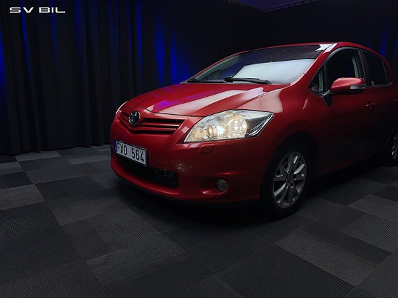 Toyota Auris 4 of 25