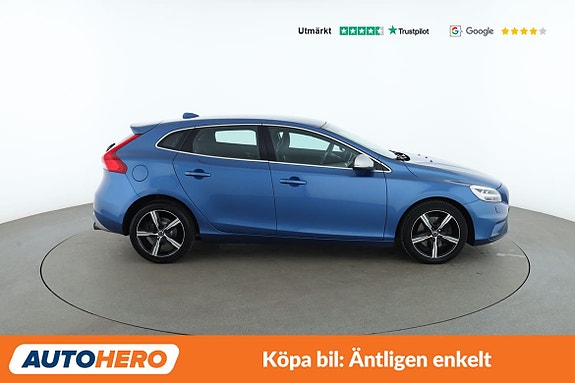 Volvo V40 7 of 30