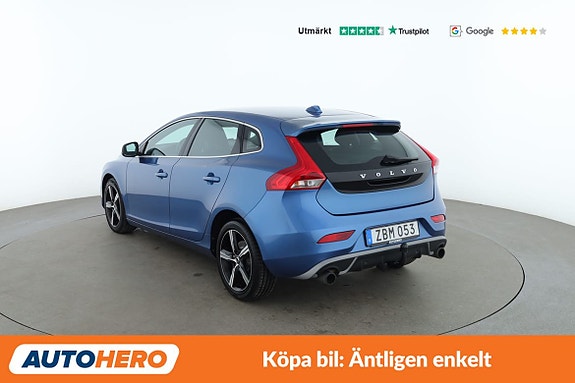 Volvo V40 3 of 30