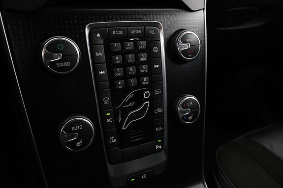 Volvo V40 23 of 30