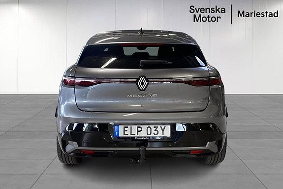 Renault Megane E-Tech 5 of 5