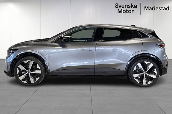 Renault Megane E-Tech 3 of 5