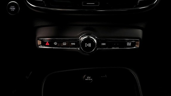 Volvo XC40 19 of 23