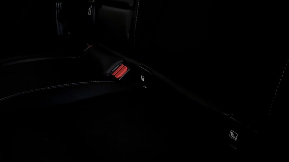 Volvo XC40 23 of 23