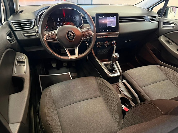 Renault Clio 14 of 24