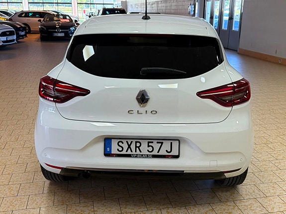 Renault Clio 6 of 24
