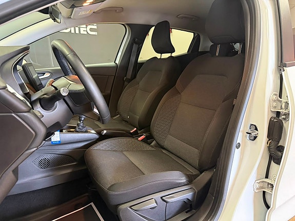Renault Clio 13 of 24