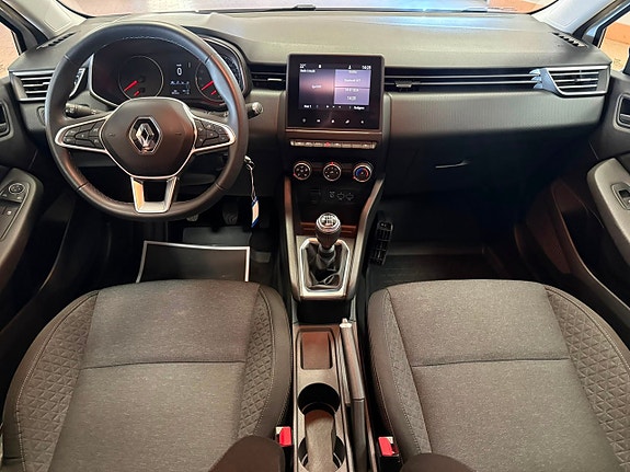 Renault Clio 16 of 24
