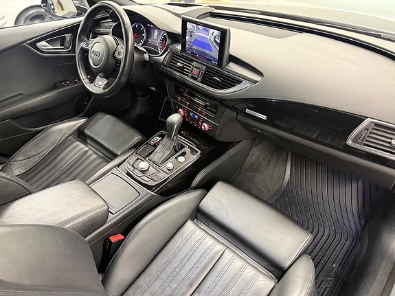Audi A7 10 of 30