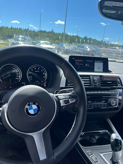 BMW 120i 5 of 5