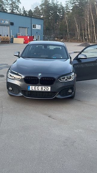 BMW 120i 9 of 13