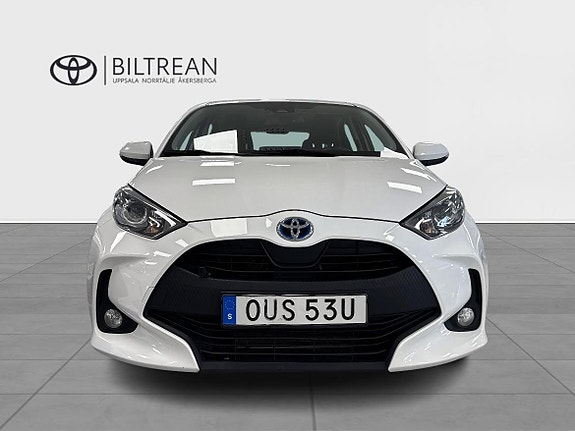 Toyota Yaris 6 of 13