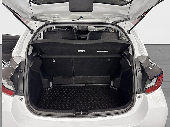 Toyota Yaris 12 of 13